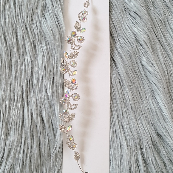 Rhinestone flowergirl headpiece - Picture 1 of 5